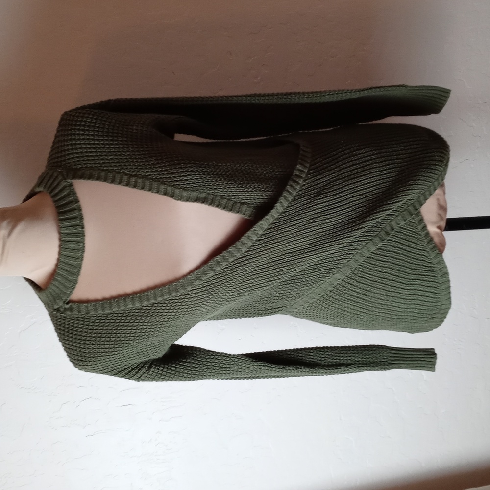 Guess Cable Knit Sweater